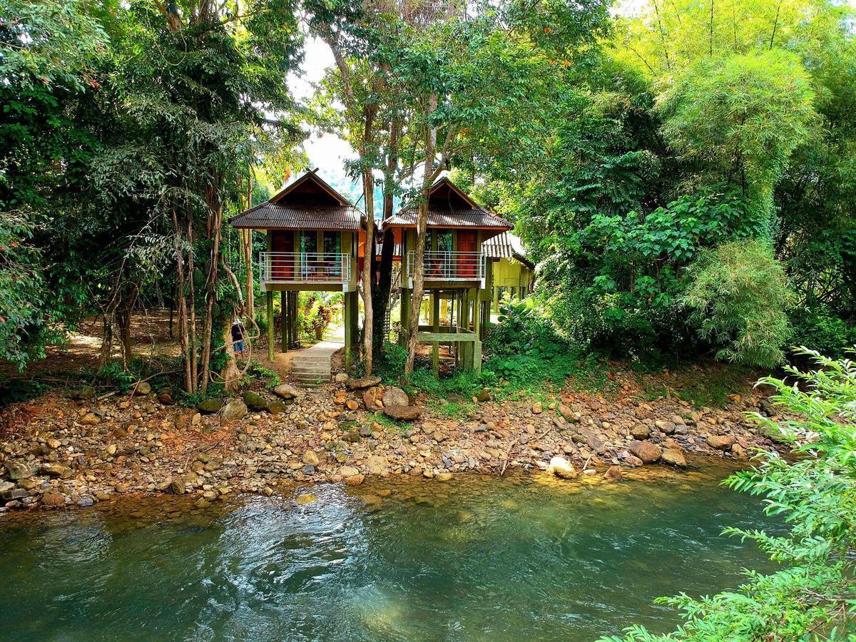 Khao Sok Jungle Huts Resort Khao Sok National Park Екстериор снимка